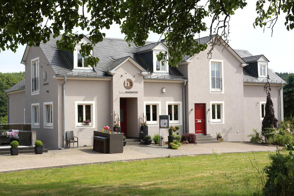 Hôtel Haus Mannertal à Binscheid Extérieur photo